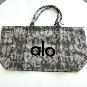 Alo Yoga Bag Tote New NWT